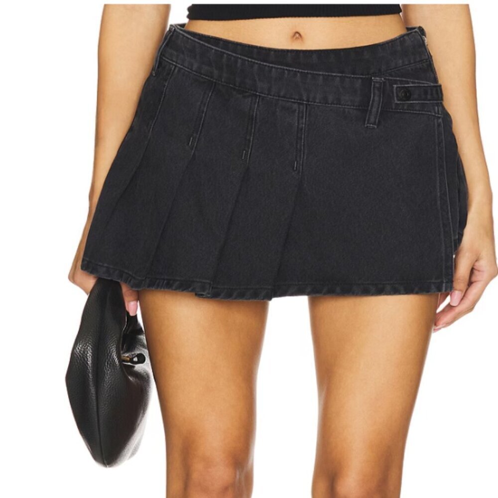 NWT Free People Stephie Denim Skort in In The City - Picture 2 of 6
